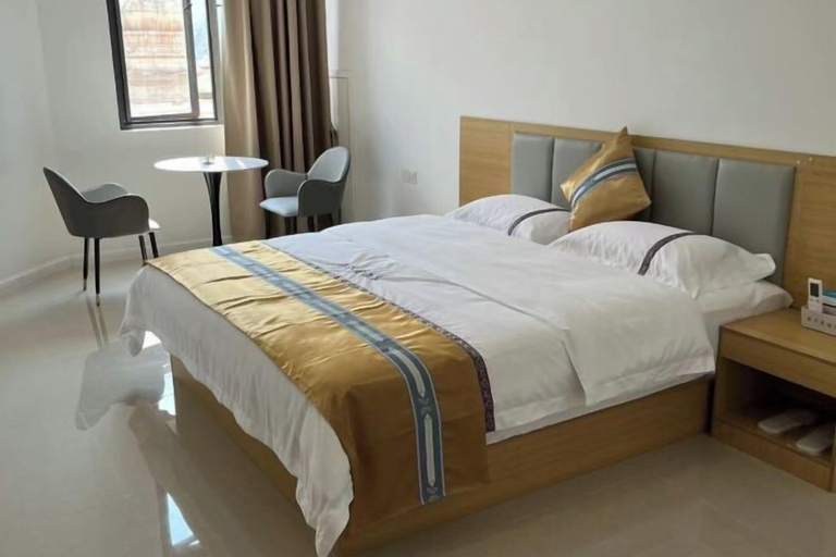 Room 3, Five Tigers Hotel, Namtha