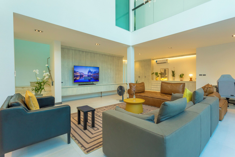 Living area, NicestInPhuket4Br1.5kmBangTao BeachV141, Pulau Phuket