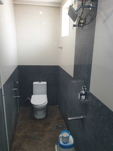 Bathroom 3, Hotel APM Grand, Tirunelveli