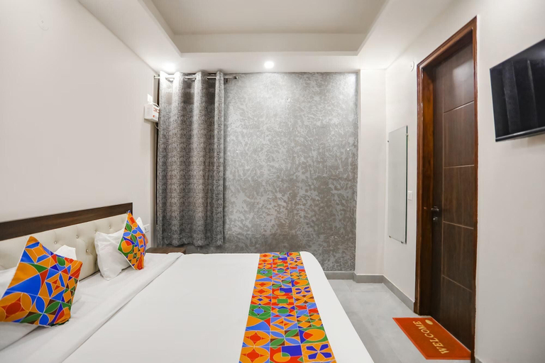 Bedroom 2, Fabhotel Signature Inn I, Gautam Buddha Nagar