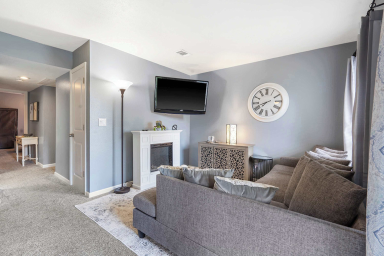 Living area 3, Woods Golf Getaway: Escape for 2, Taney