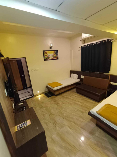 Room 3, Maharaja Agrasen Resort, Buldana
