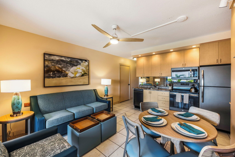 Living area 3, Kuleana Club - 410, Maui