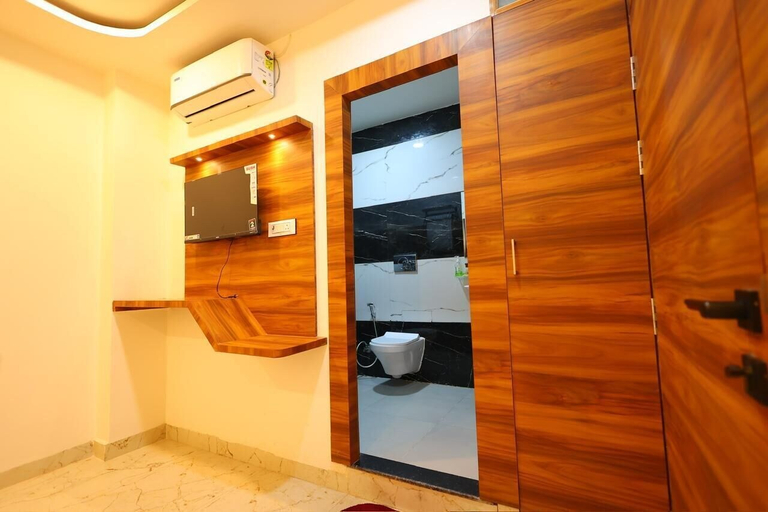 Room 5, The Brij Vista, Mathura