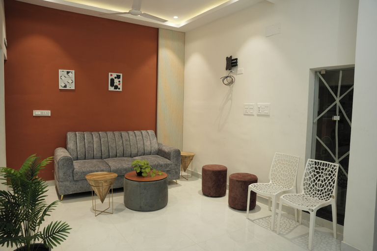 Living area, Hotel Golden Sea, Kanniyakumari