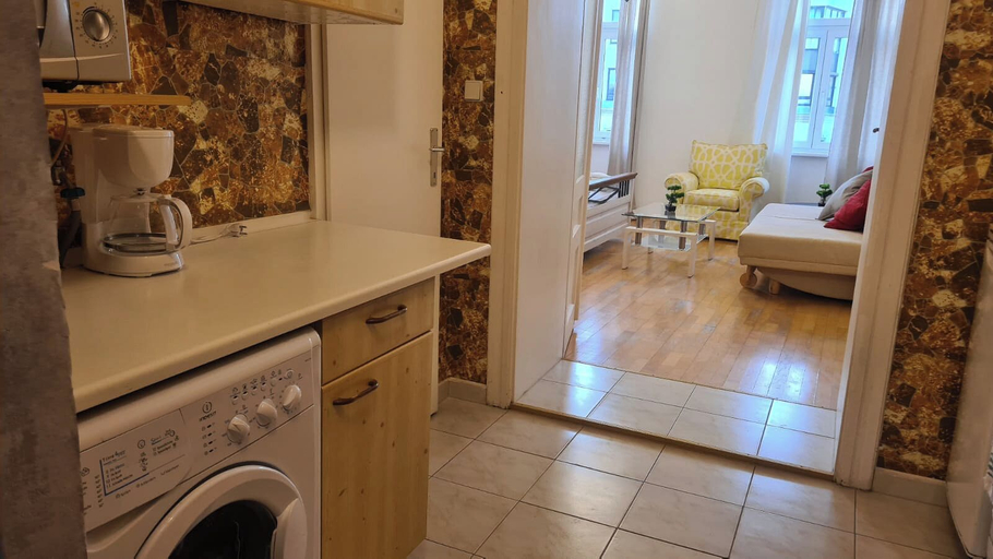 Shared kitchen 3, Modern 2BR Apt Long Stays Sleeps 5, Wien