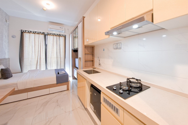 Private kitchen 4, Modern Earth Tone Minimalist Studio At Sky House Bsd Apartment, Tangerang
