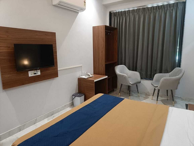 Room 5, Hotel Kamboj, Sahibzada Ajit Singh Nagar