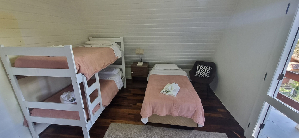 Room 4, Jardim do Peregrino, Campo Limpo Paulista