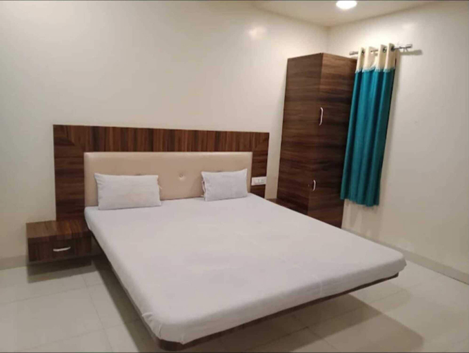 Room 3, Pushkaraj Lodging, Bid