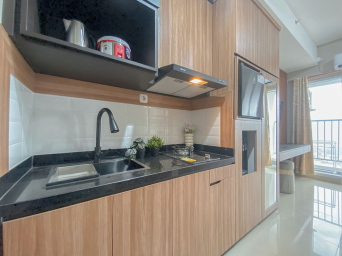 Private kitchen 3, Modern Scandinavian Studio At Lrt City Sentul - Royal Sentul Park Apartment, Bogor