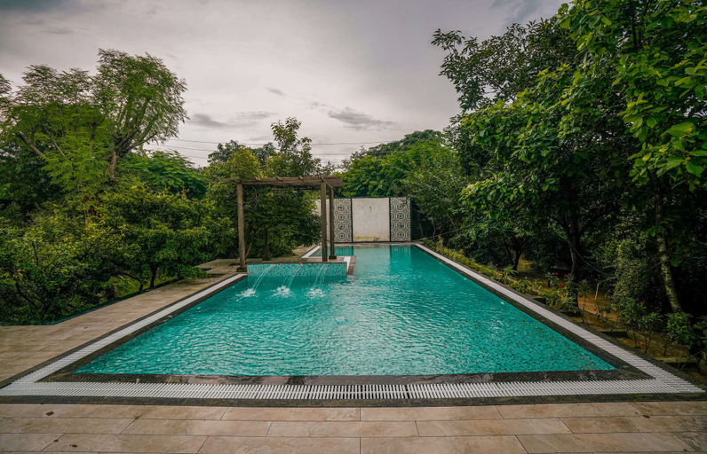 Outdoor pool, Sisodia Bagh Luxury Boutique Resort, Jaipur