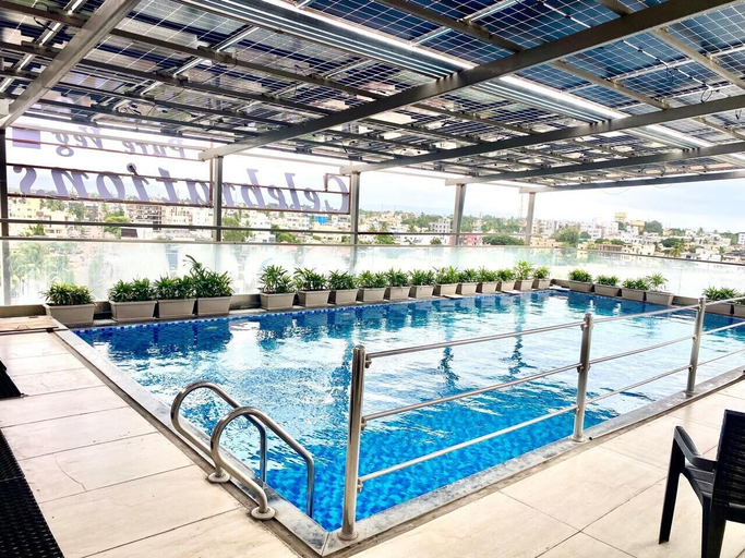 Pool, Rudanta Regency, Satara