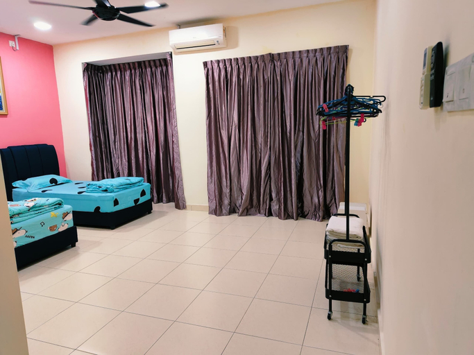Room 2, Johor Senai, Kulaijaya