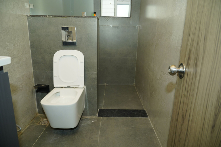 Bathroom 2, Hotel APS, Nizamabad