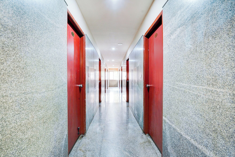 Lobby 5, Via NAR Comforts - Gandhi Bazaar, Bangalore