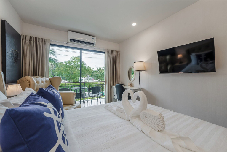 Room 5, NeatestApartmentTheTitle50mtobeachC155, Pulau Phuket