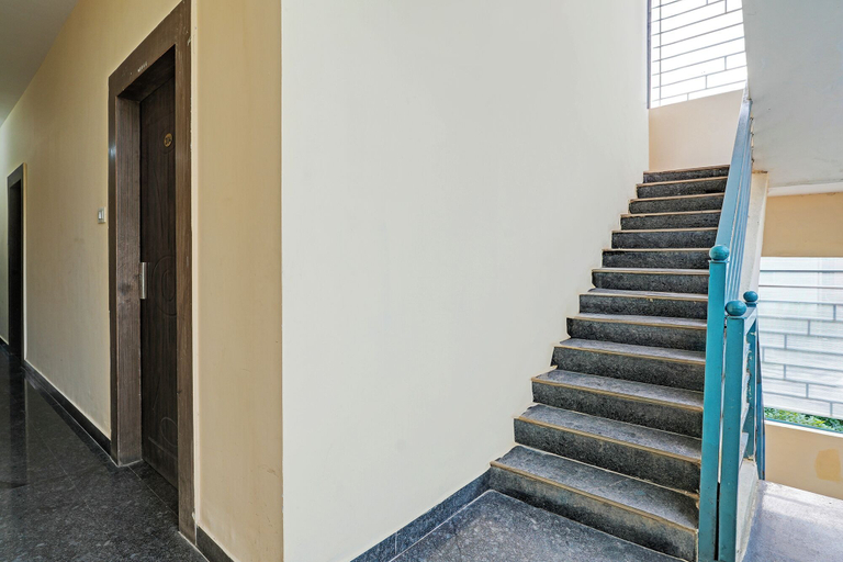 Lobby 2, Fabhotel Luxury Suites, Bangalore