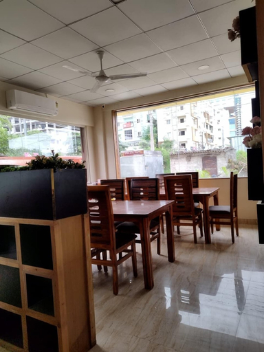 Restaurant 3, Yellow Sapphire Hotel Hitech City, Hyderabad
