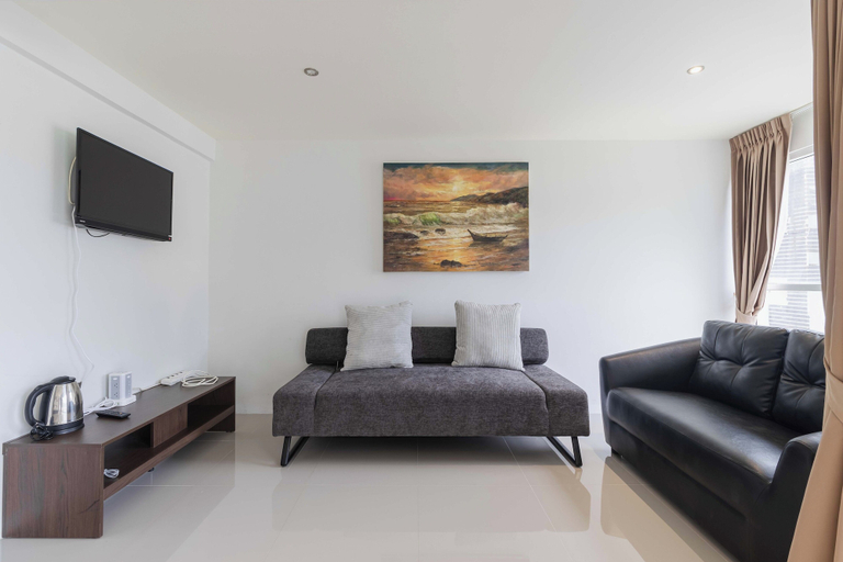 Living area 4, 1BR Bathtub Near Beach Prime Spot C229, Pulau Phuket