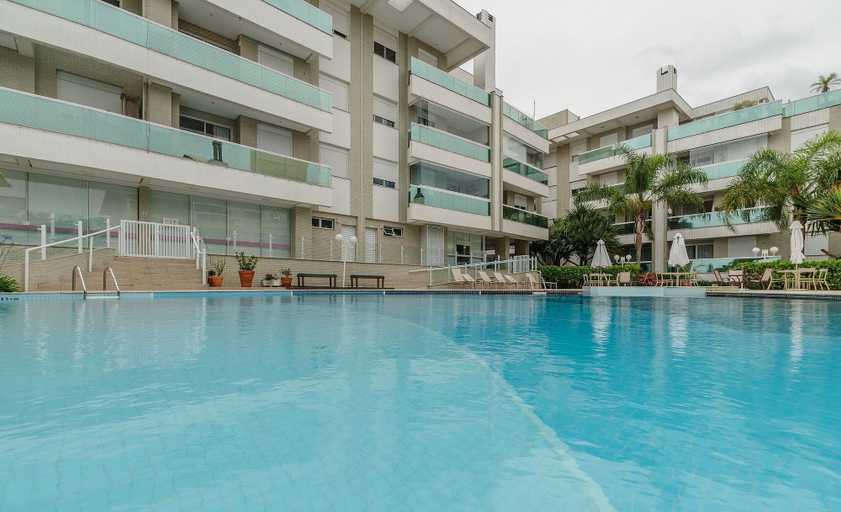 Pool 5, Apt w/ Side sea View, Seaside Condominium Rap0306, Florianopolis