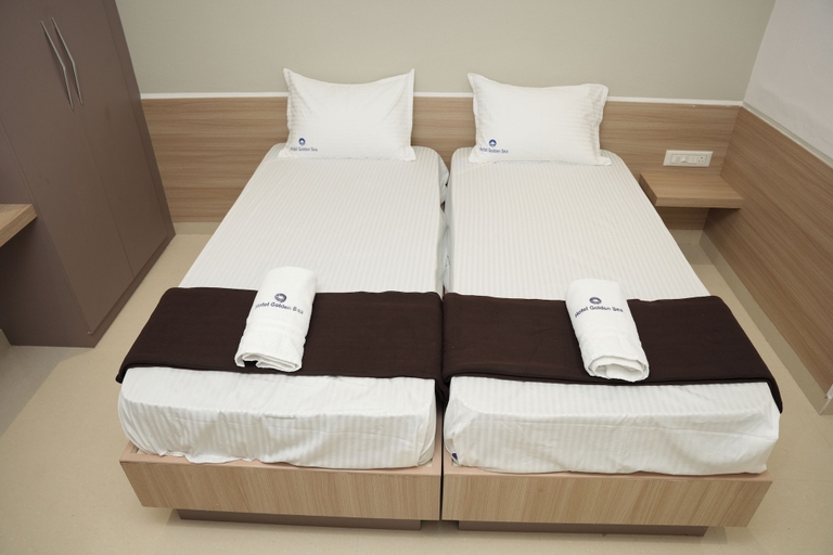 Room 2, Hotel Golden Sea, Kanniyakumari