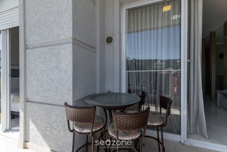 Living area 4, Modern 2B Apt 80m From Mariscal Iml0107, Bombinhas