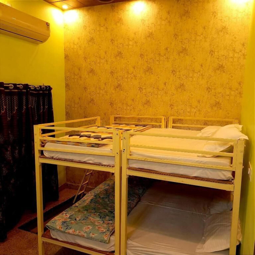 Room 2, Shree Ji Inn Homestay, Dehradun