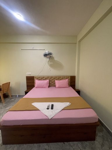 Room 5, Makaru lodge, Chikmagalur