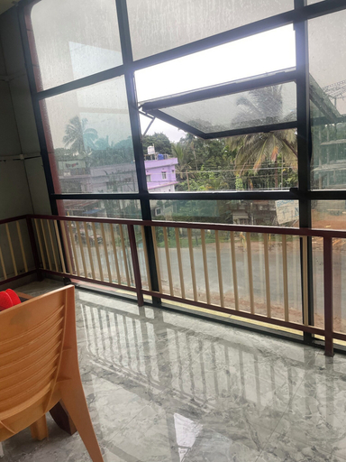 Room 3, Makaru lodge, Chikmagalur