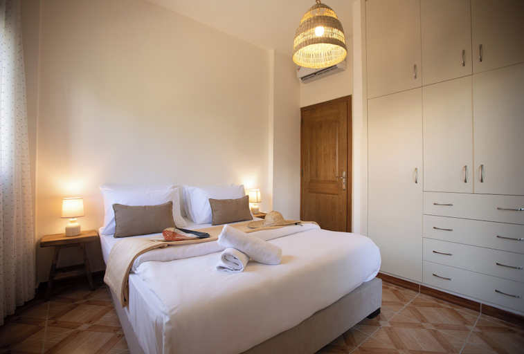 Room 3, Akl - Chic Apts & Balconies in Batroun, Batroun