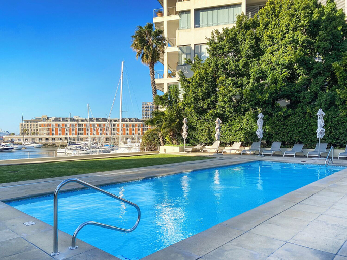 Pool 5, The Marina V&A Waterfront by Smart City Stays, City of Cape Town