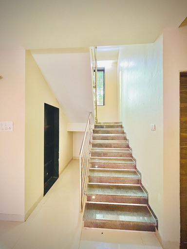 Staircase 4, Atharv Villa, Pune