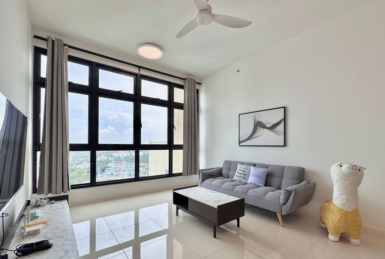 Living area 2, Paradigm Residence By Stayrene, Johor Bahru