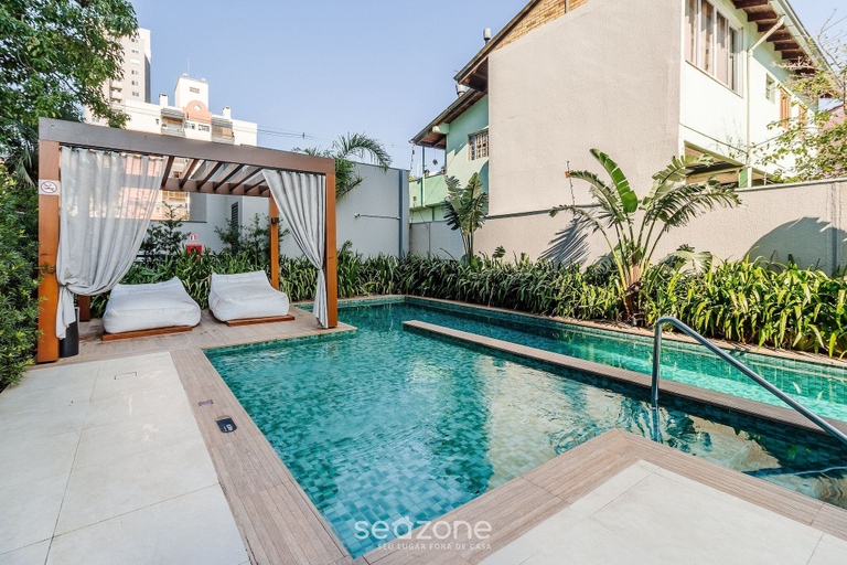 Pool 3, Complete Studio Next to Pucrs Con408, Porto Alegre