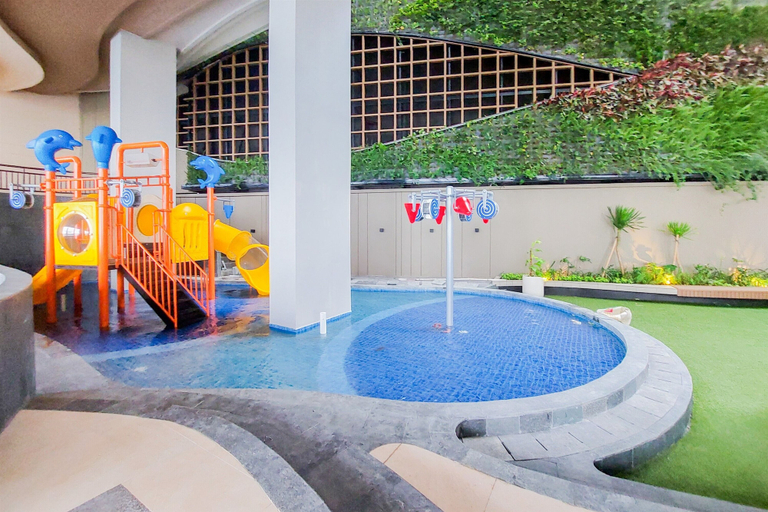 Pool 5, Earth Tone Studio Apartment At Transpark Bintaro, Tangerang Selatan