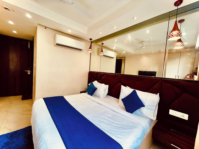 Room 4, Majesta stays pitampura, Delhi