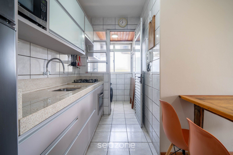 Private kitchen 2, Apt w/ Balcony & BBQ 450m From the sea Reh0203, Florianopolis