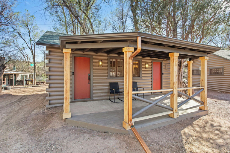 Primary image, Timber Lodge Cabin 14, El Paso