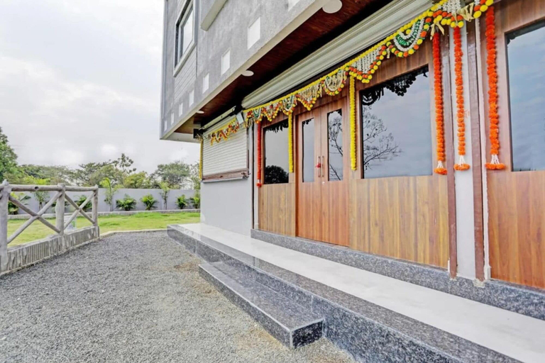 Exterior 5, Hotel Brown Hill and Family Restaurant, Nagpur