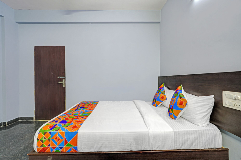 Room 4, Fabhotel Luxury Suites, Bangalore