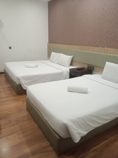 Bedroom 3, Watermelon Hotel, Miri