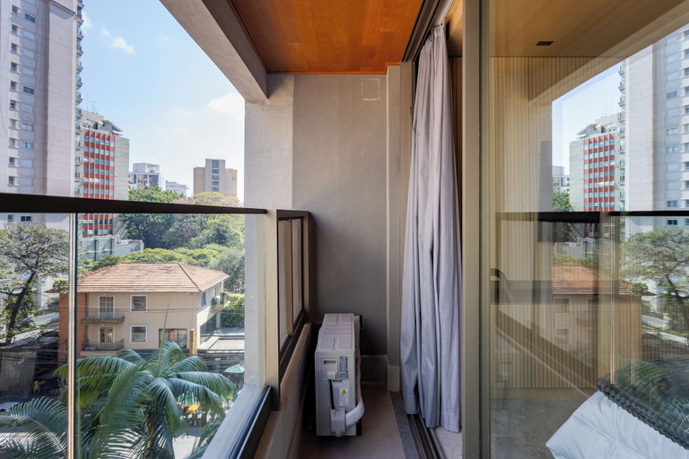 Others 4, Luxo em rua icônica no Itaim Bibi, São Paulo