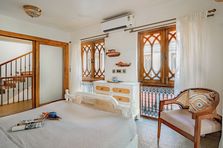 Room 4, ELIVAAS Kensho Daisy | 5 BHK Villa With Plunge Pool, South Goa