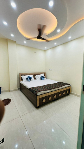 Room 5, Kashi Nagri Varanasi - Kashi Residency, Varanasi