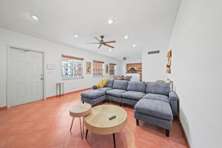 Primary image, Luxe 2BR Escape Fort Lauderdale, Broward