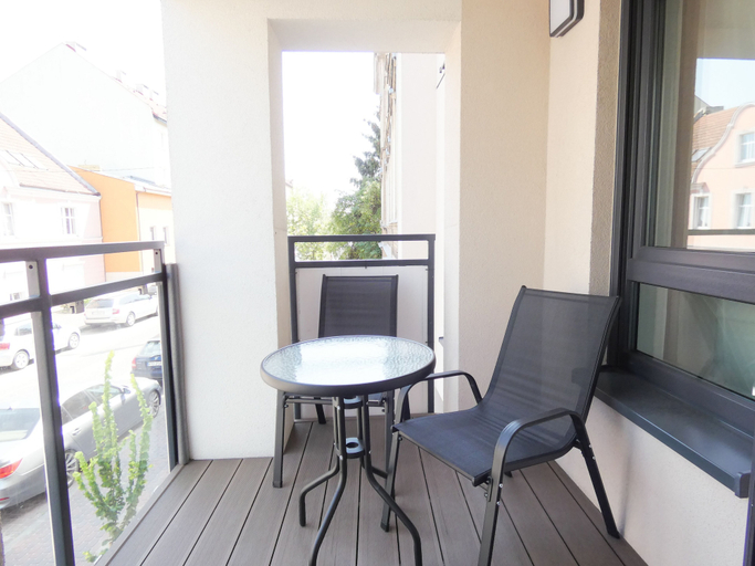 Balcony, RentPlanet - Apartament Górczyńska, Poznań City