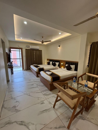 Room 3, Mythri Residency, Dharwad