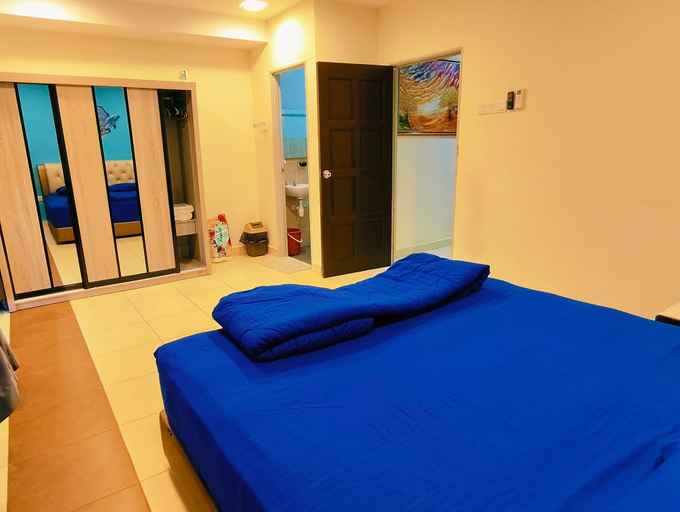 Room 3, Johor Senai, Kulaijaya
