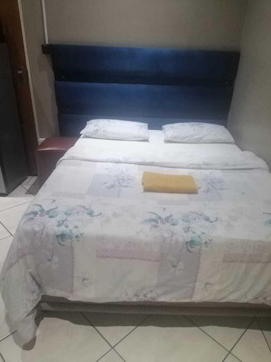 Bedroom 2, Ebony Guest House, City of Tshwane